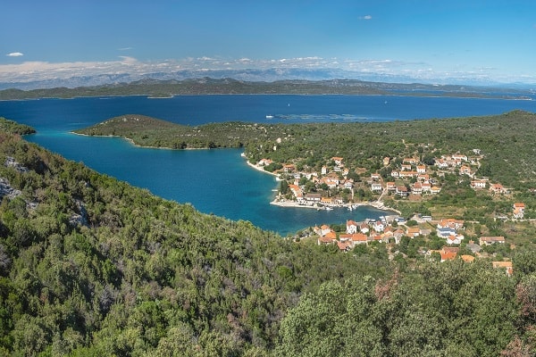 Apartments Dugi otok  Top accommodation in Dugi otok  Croatia