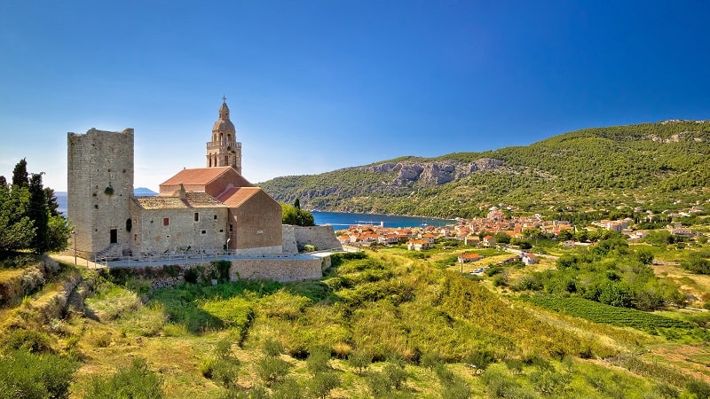 uitdrukking Autorisatie doe niet Holiday on Vis, one of the remotest islands in the Adriatic